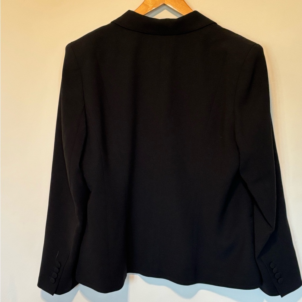 Lafayette 148 New York Blazer - Picture 2 of 7